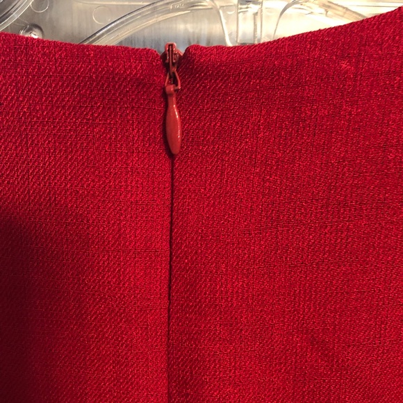 Kasper, petite dress, size 6, red & black with gold embellishments - Picture 8 of 14